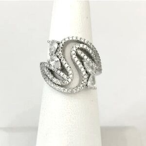 Sterling silver cz cocktail ring size 6.5 🆕